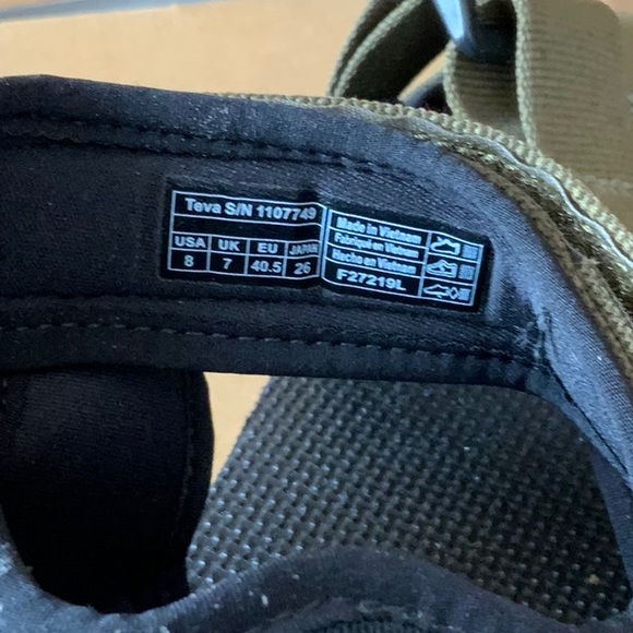 Teva mens Cross Strap Trail